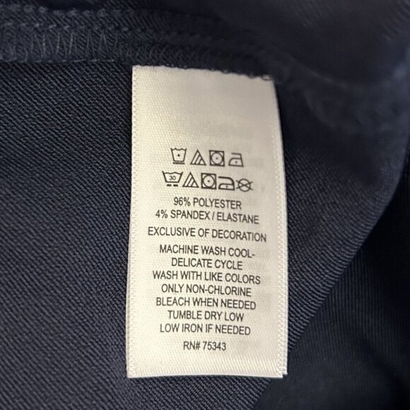 Tommy Bahama Women's Bermuda Shorts Size XS Navy Pull On Pockets 9 in Inseam NWT - Picture 3 of 14